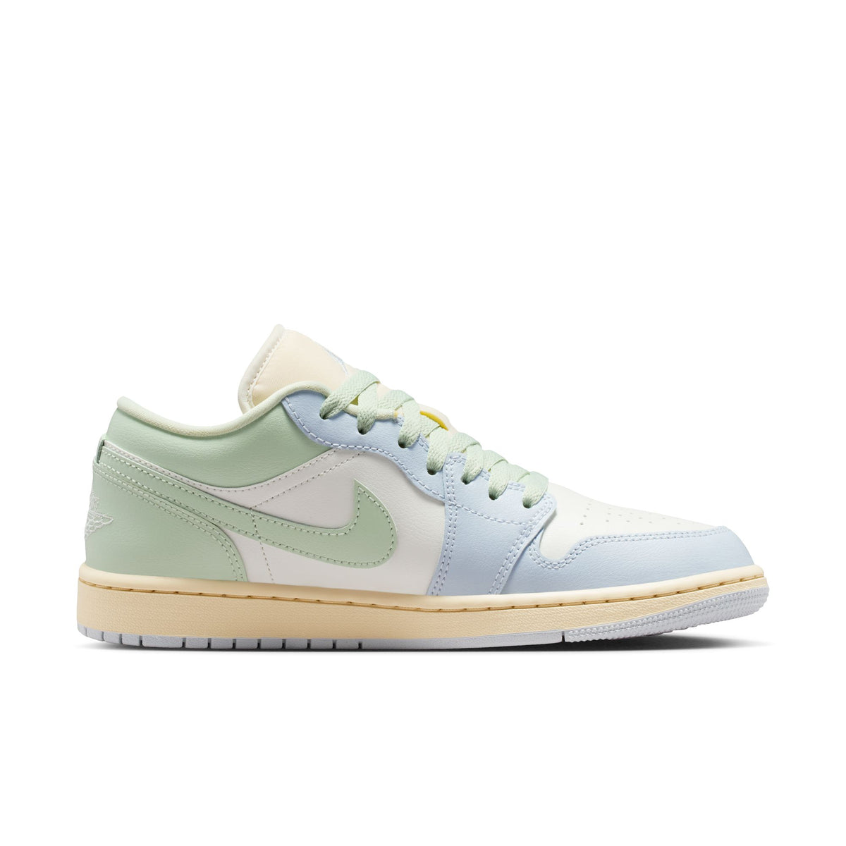GIày Thể Thao Thời Trang Nữ Nike Wmns Air Jordan 1 Low