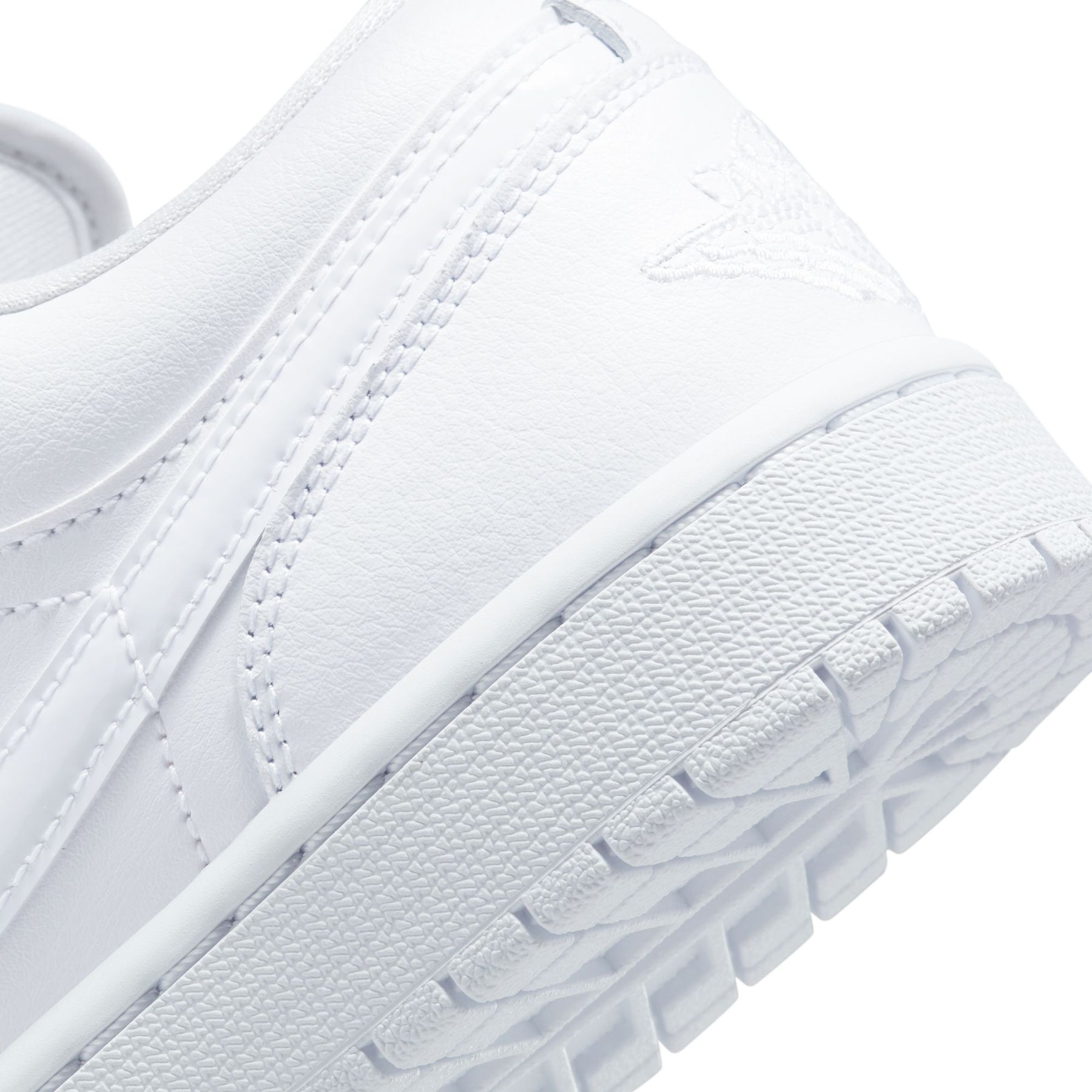 Giày Thể Thao Thời Trang Nữ Nike Wmns Air Jordan 1 Low