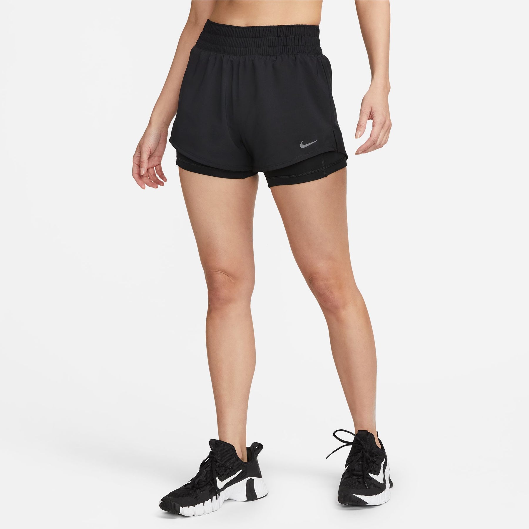 Quần Ngắn Thể Thao Tập Luyện Nữ Nike As W Nk One Df Mr 3In 2N1 Srt
