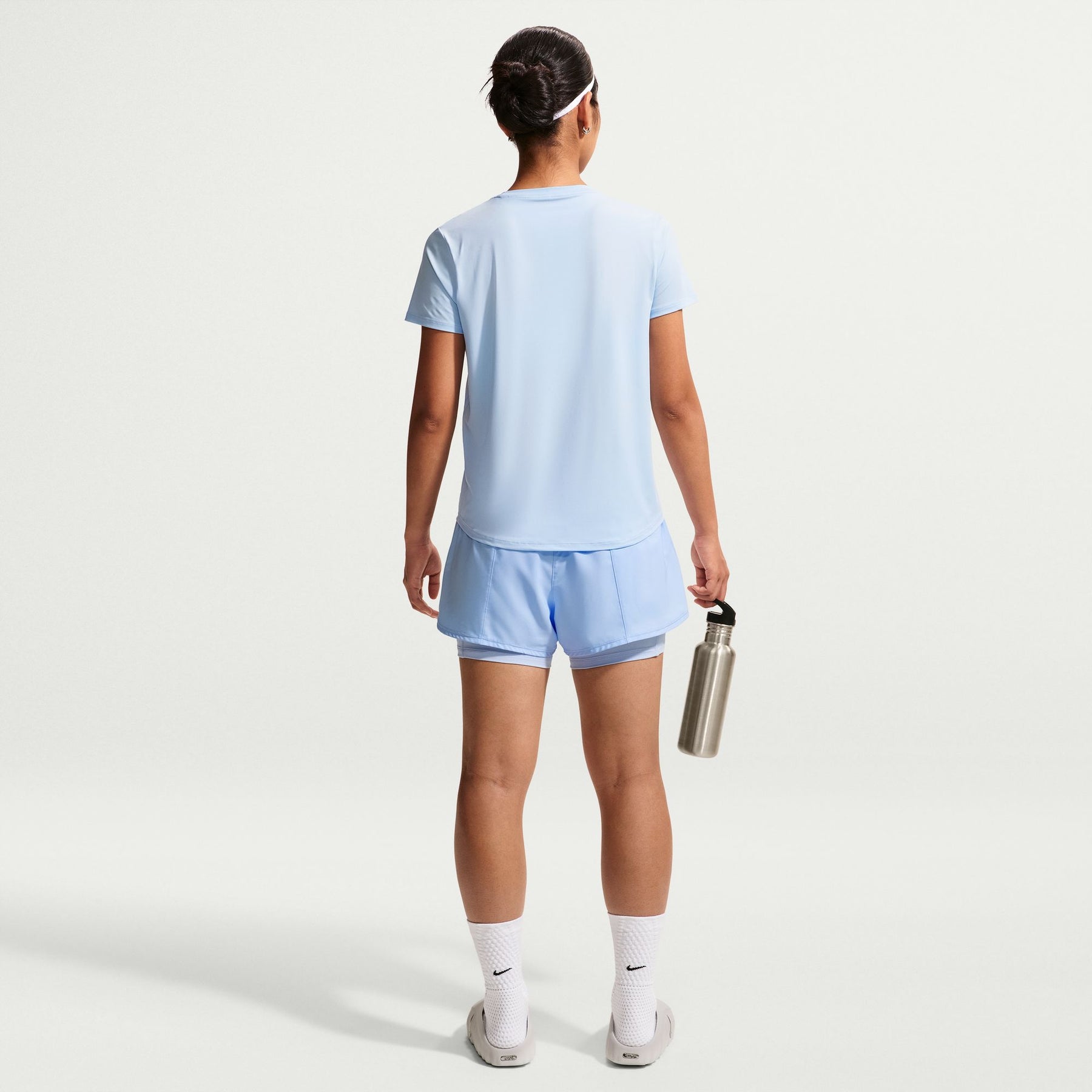 Quần Ngắn Thể Thao Tập Luyện Nữ Nike As W Nk One Df Mr 3In 2N1 Srt