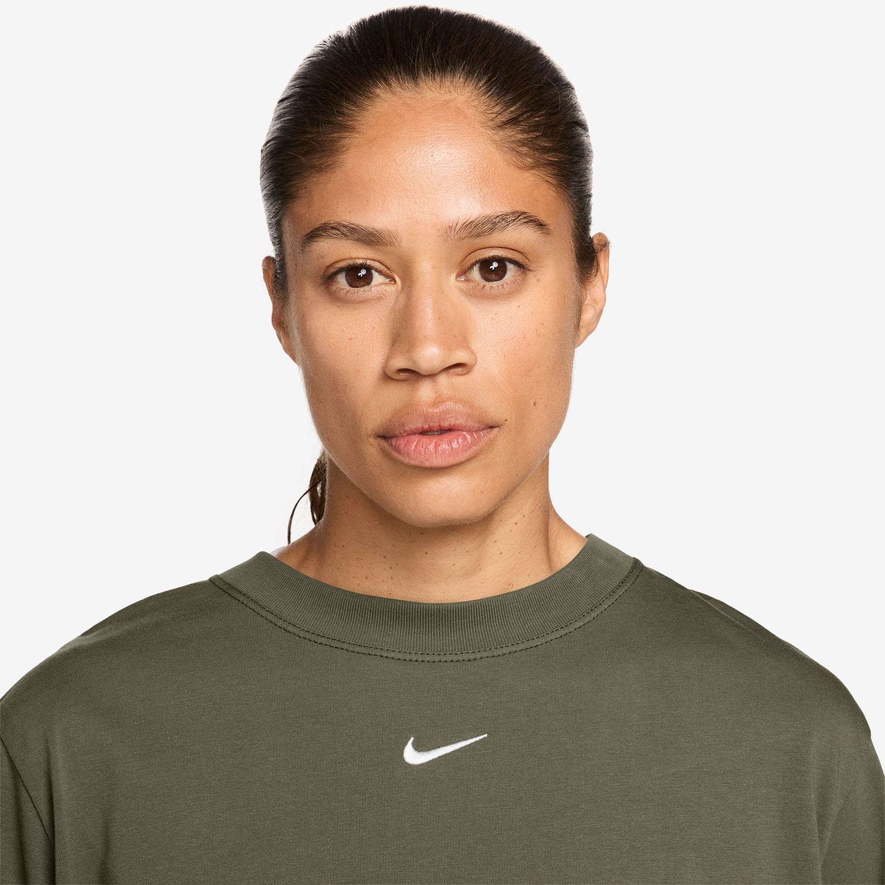 Áo Tay Ngắn Thể Thao Thời Trang Nữ Nike As W Nsw Tee Essntl Lbr