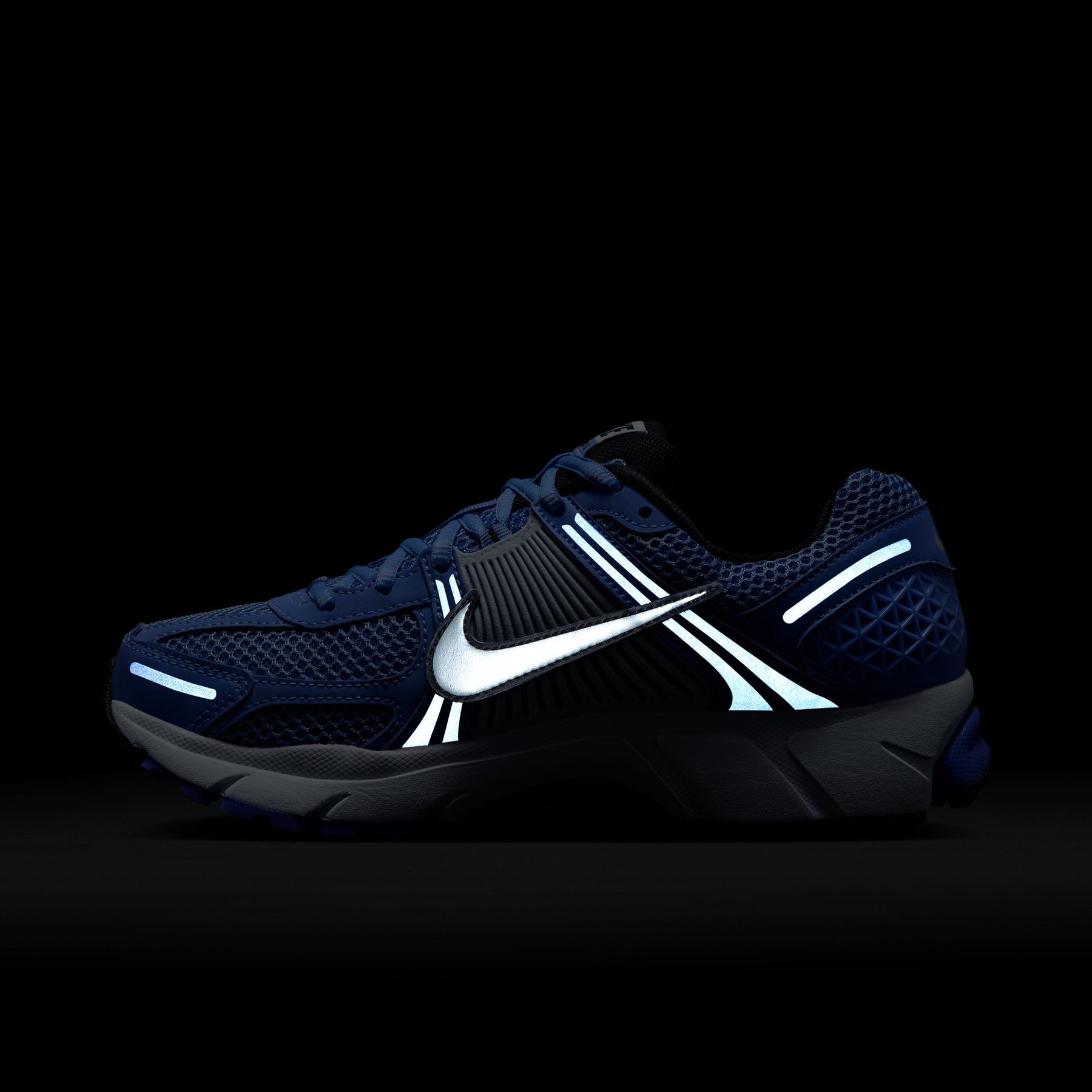 Giày Thể Thao Thời Trang Nữ Nike Air Zoom Vomero 5