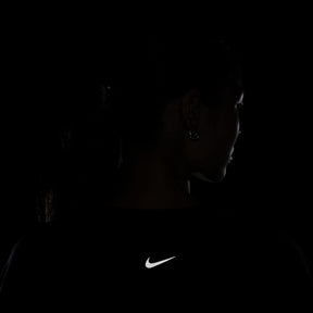 Áo Tay Ngắn Thể Thao Tập Luyện Nữ Nike As W Nk One Relaxed Df Ss Top