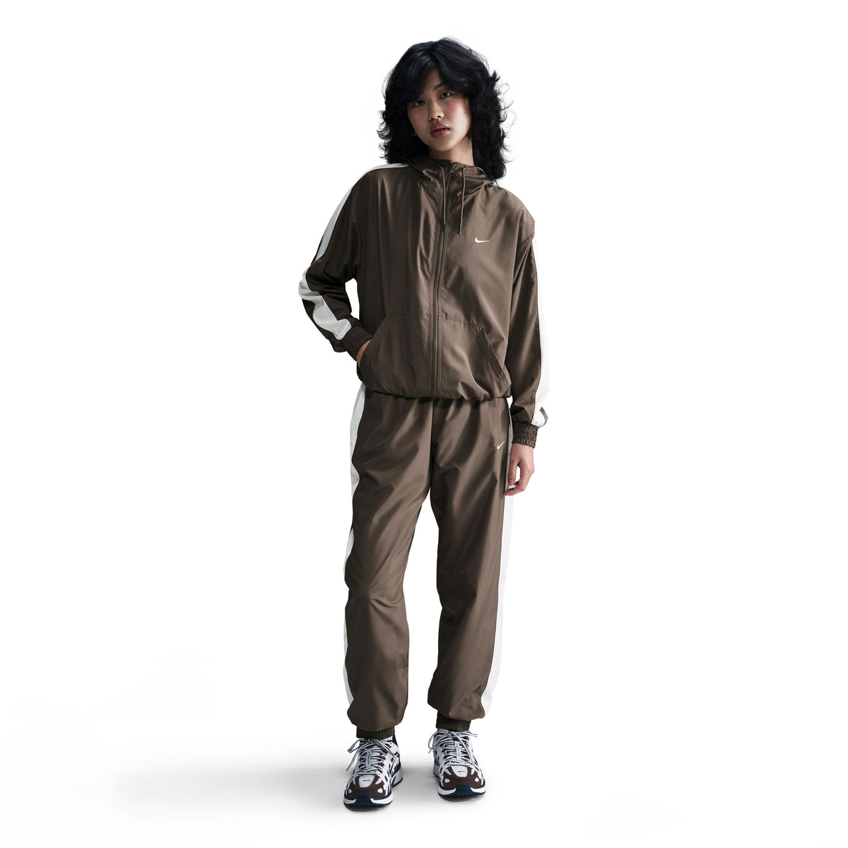 Áo Khoác Thể Thao Thời Trang Nữ Nike As W Nsw Essntl Uv Wvn Jkt Hd