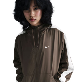 Áo Khoác Thể Thao Thời Trang Nữ Nike As W Nsw Essntl Uv Wvn Jkt Hd
