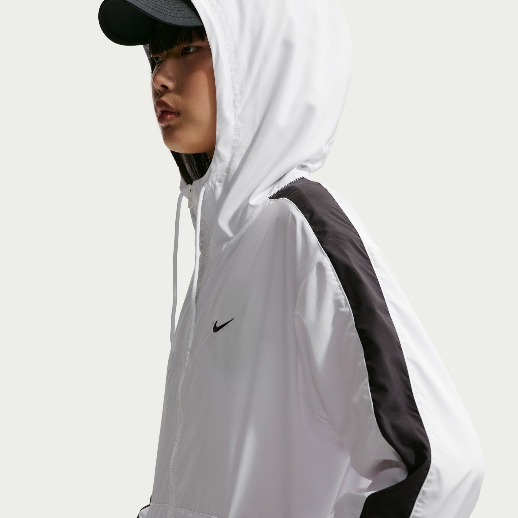 Áo Khoác Thể Thao Thời Trang Nữ Nike As W Nsw Essntl Uv Wvn Jkt Hd