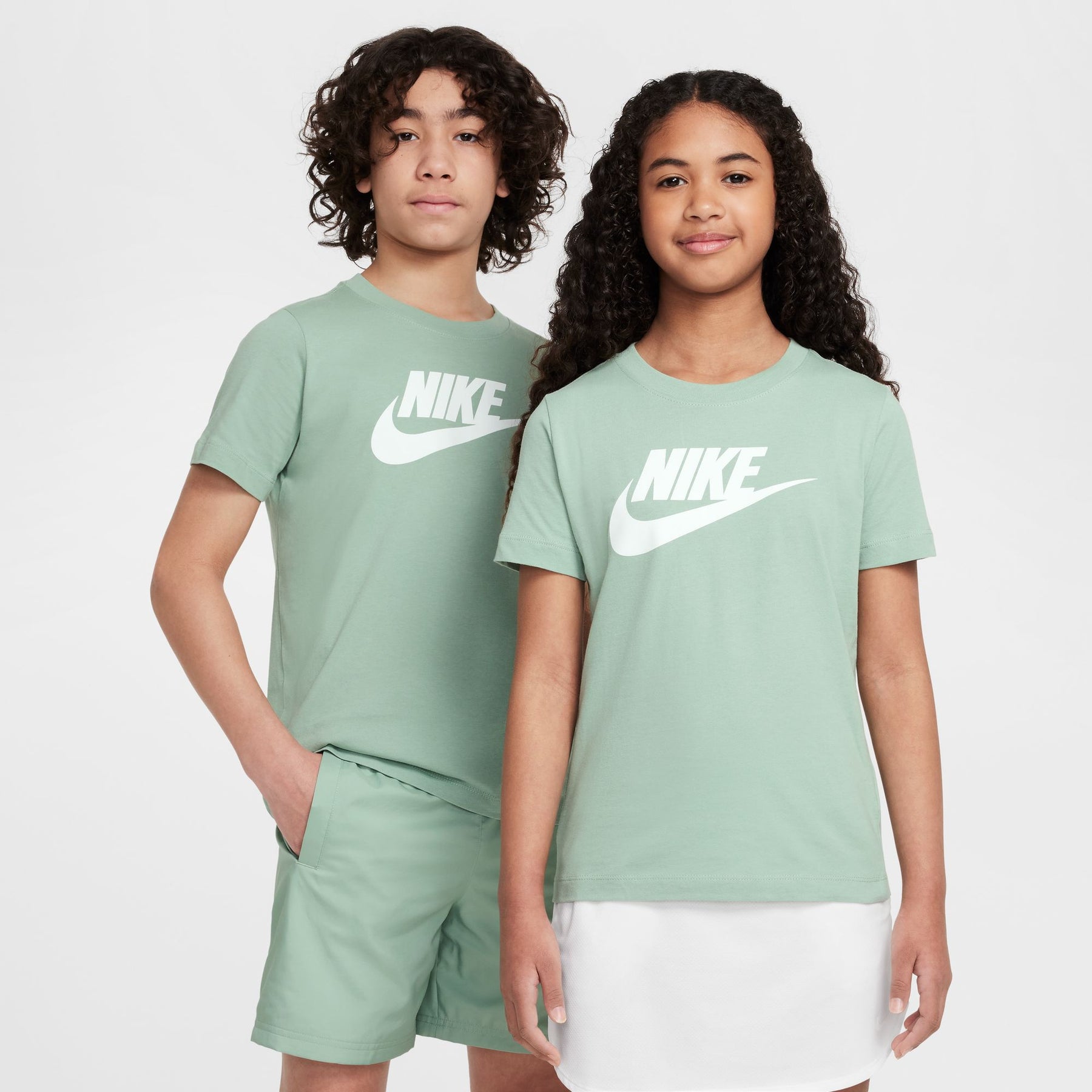 Áo Tay Ngắn Thể Thao Thời Trang Trẻ Em Unisex Nike K Nsw Tee Futura Hbr