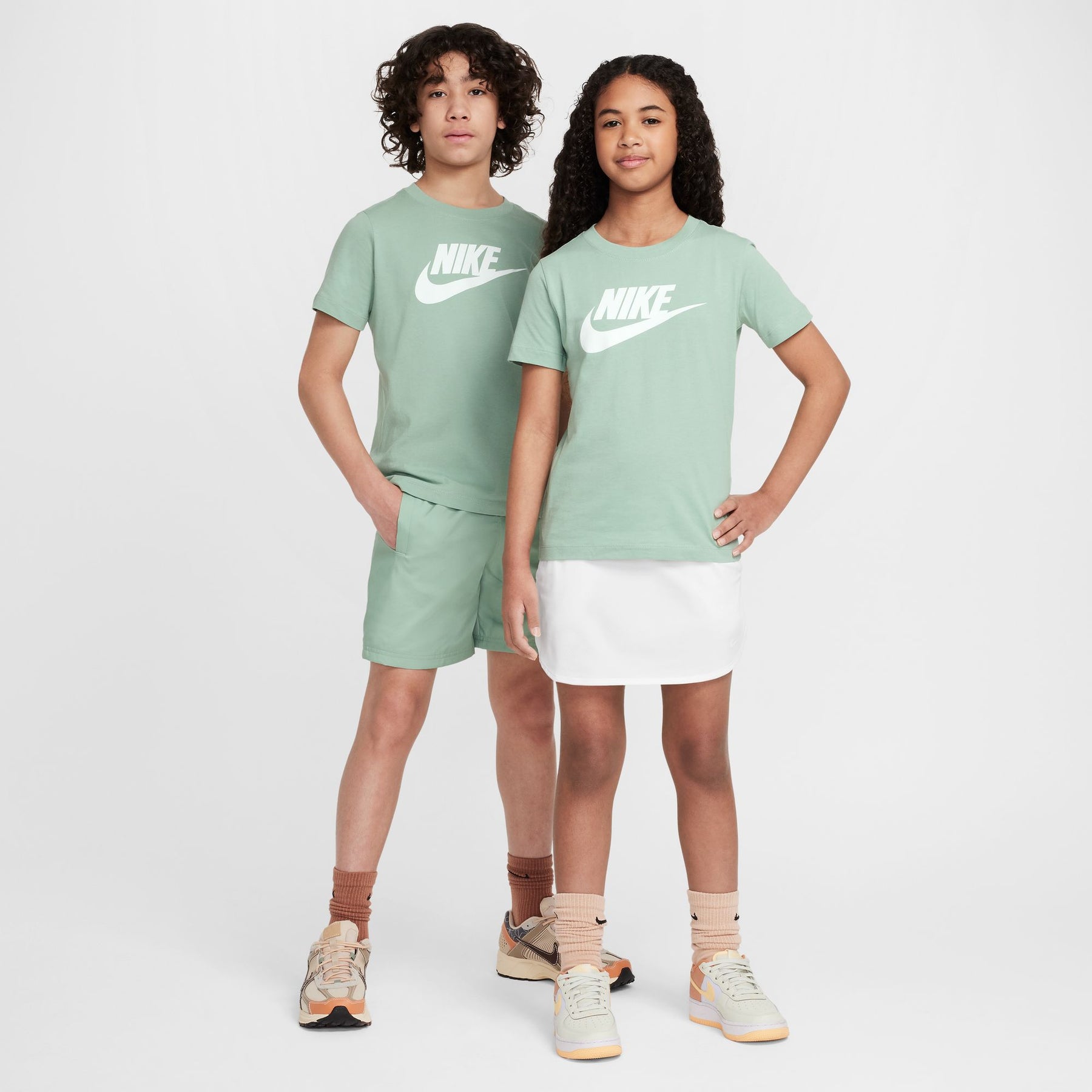 Áo Tay Ngắn Thể Thao Thời Trang Trẻ Em Unisex Nike K Nsw Tee Futura Hbr