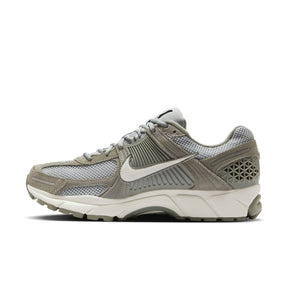 Giày Thể Thao Thời Trang Nam Nike Air Zoom Vomero 5