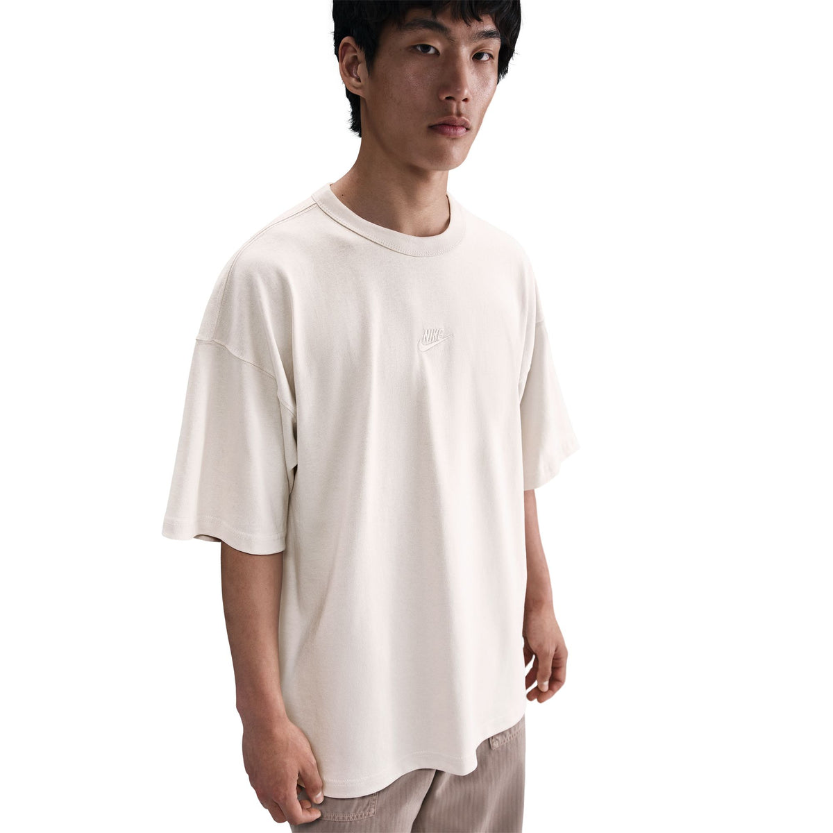 Áo Tay Ngắn Thể Thao Thời Trang Nam Nike As M Nsw Tee Os Prem Essntl Fa