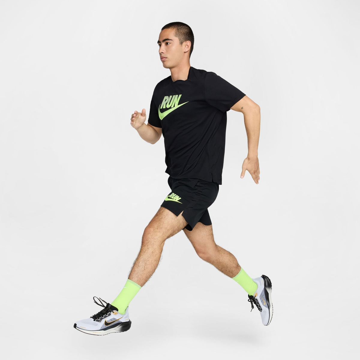 Quần Ngắn Thể Thao Chạy Bộ Nam Nike As M Nk Run Enrgy Chlngr 7Ul S
