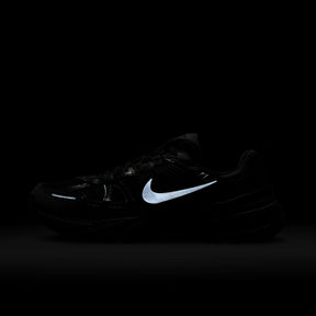 Giày Thể Thao Thởi Trang Nam Nike V2K Run