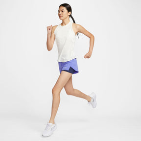 Quần Ngắn Thể Thao Chạy Bộ Nữ Nike As W Nk Swift Df Mr 2N1 Shrt