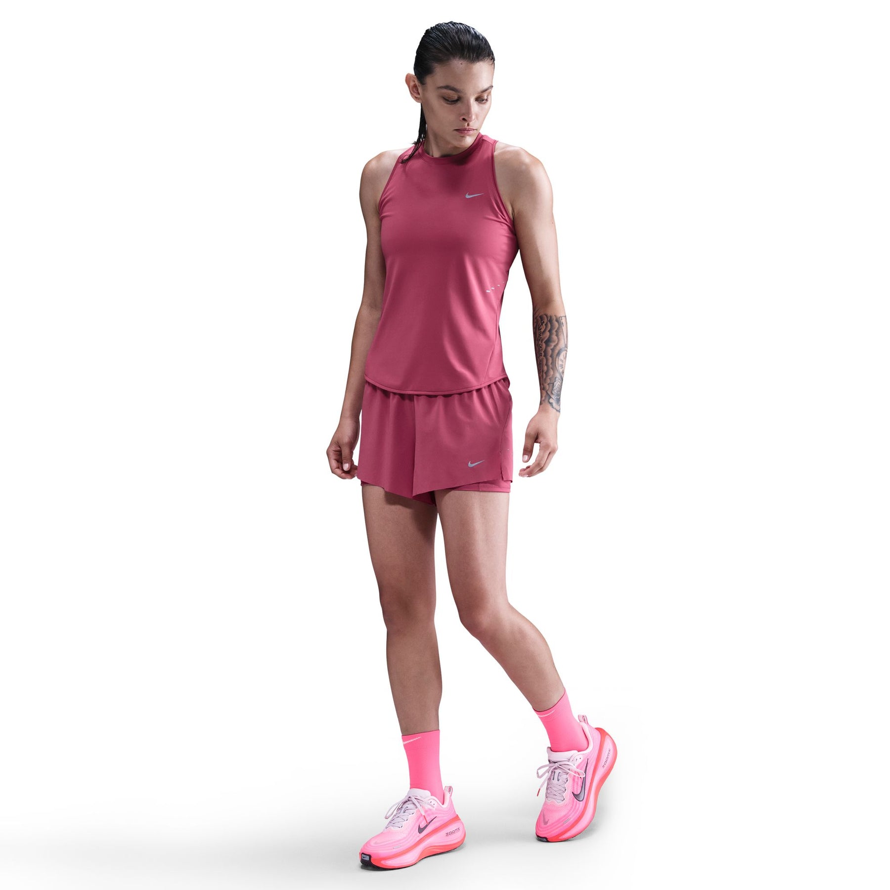 Quần Ngắn Thể Thao Chạy Bộ Nữ Nike As W Nk Swift Df Mr 2N1 Shrt