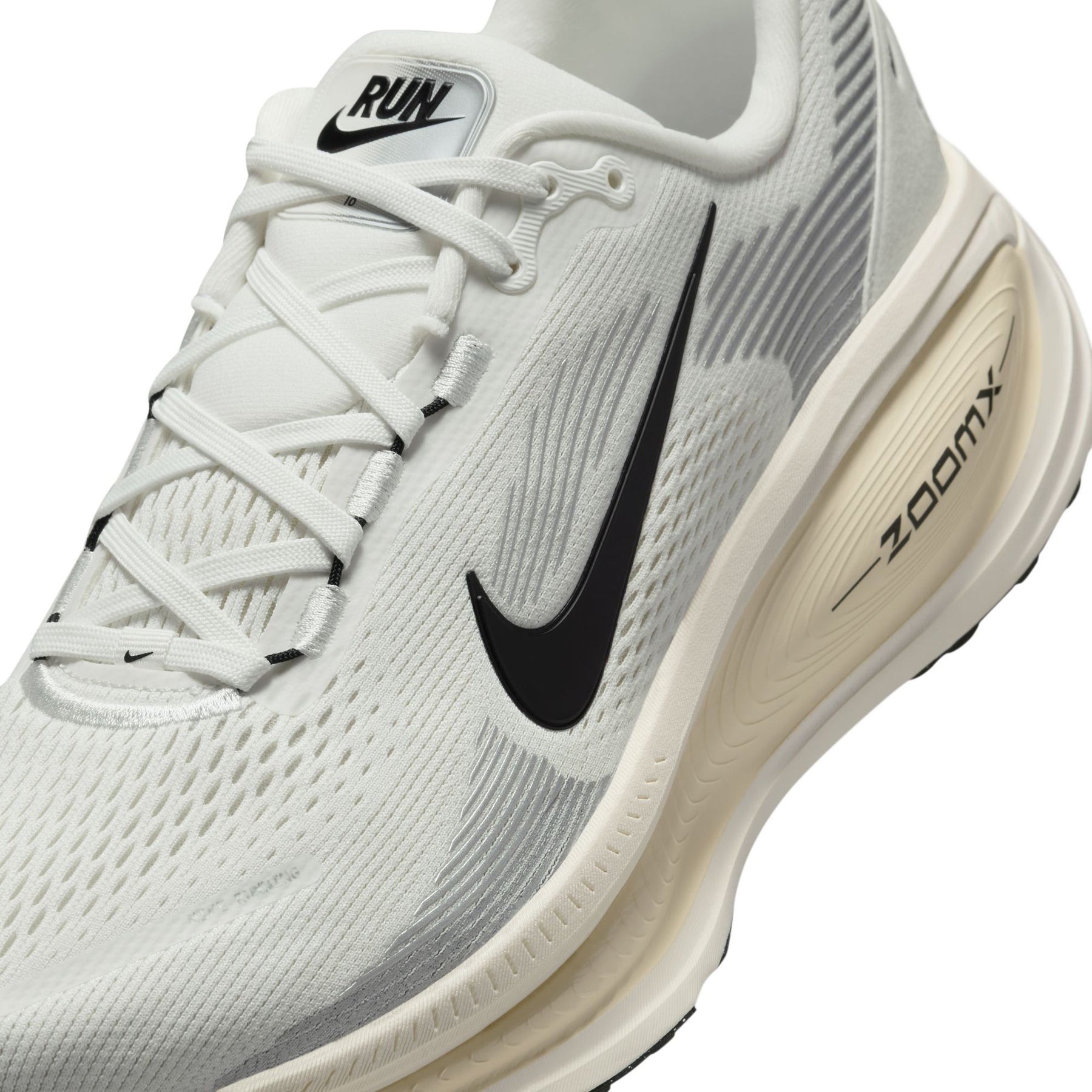 Giày Thể Thao Chạy Bộ Nam Nike Vomero 18