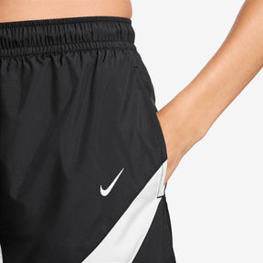 Quần Ngắn Thể Thao Thời Trang Nữ Nike As W Nsw Cls Wvn Mr 5" Logo Sh