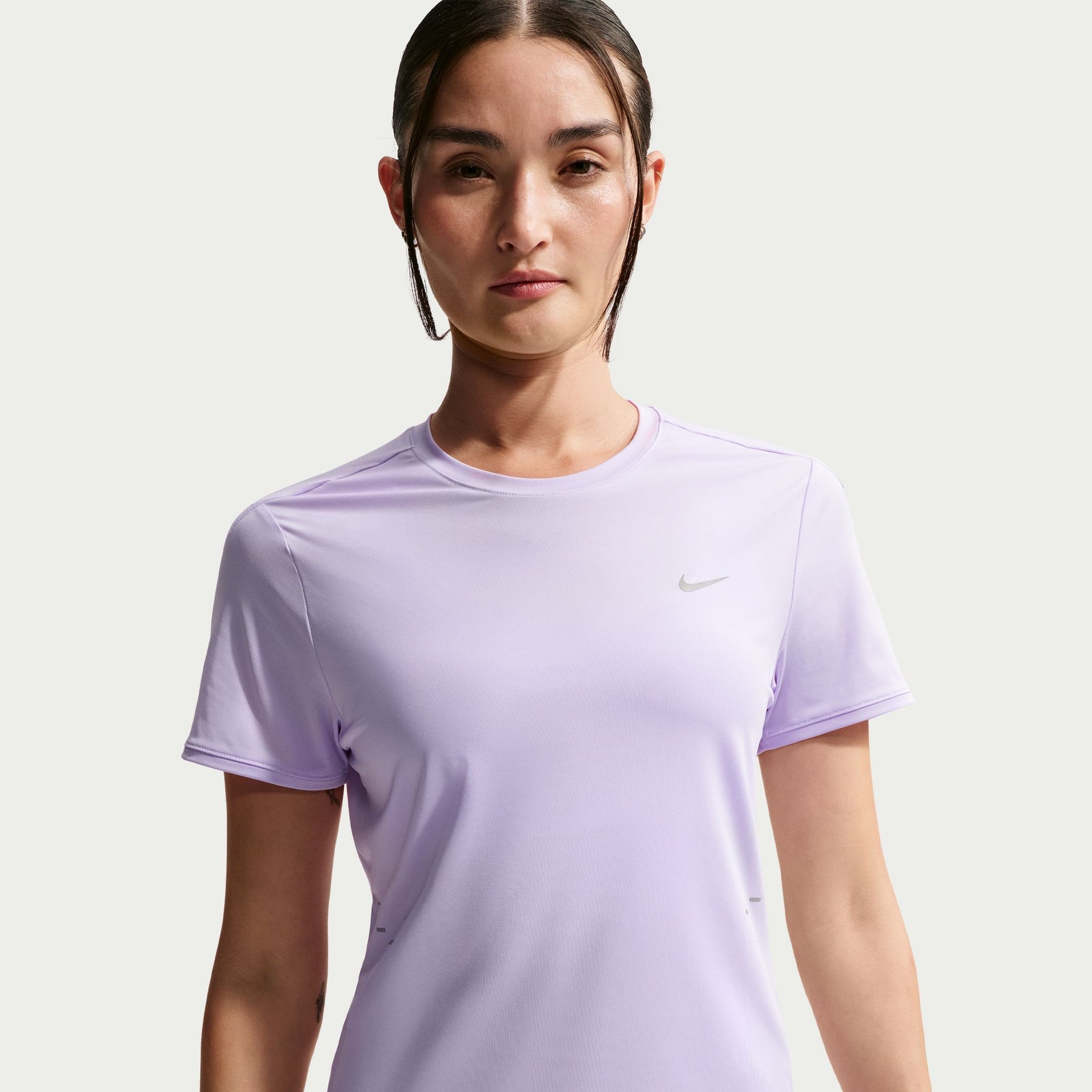 Áo Tay Ngắn Thể Thao Chạy Bộ Nữ Nike As W Nk Swift Df Ss Top