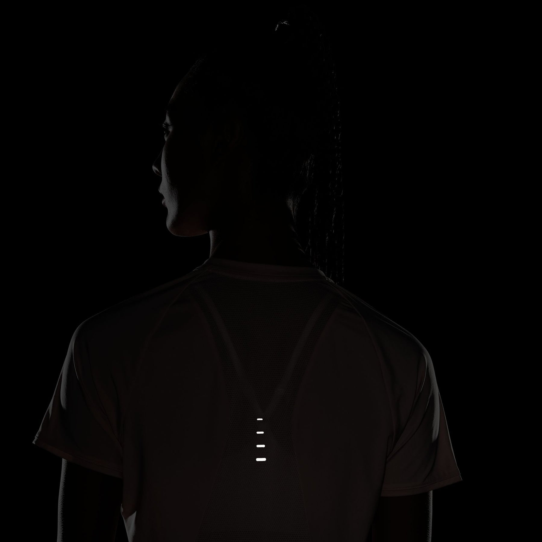 Áo Tay Ngắn Thể Thao Chạy Bộ Nữ Nike As W Nk Swift Df Ss Top