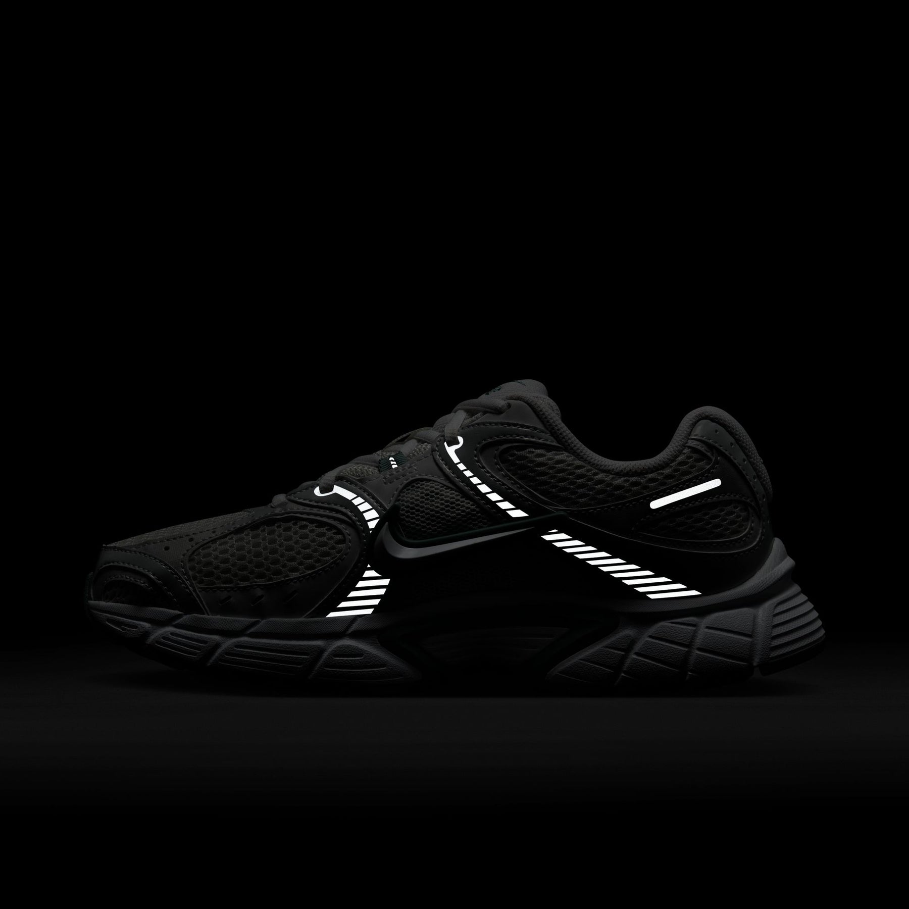 Giày Thể Thao Thời Trang Nữ Nike W Nike V5 Rnr