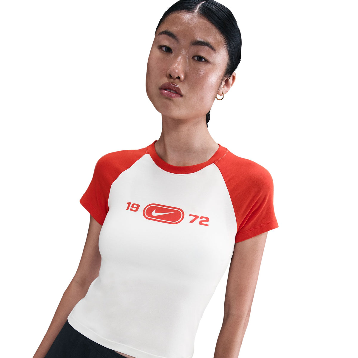 Áo Tay Ngắn Thể Thao Thời Trang Nữ Nike As W Nsw Nk Chll Knt Tee Rgln