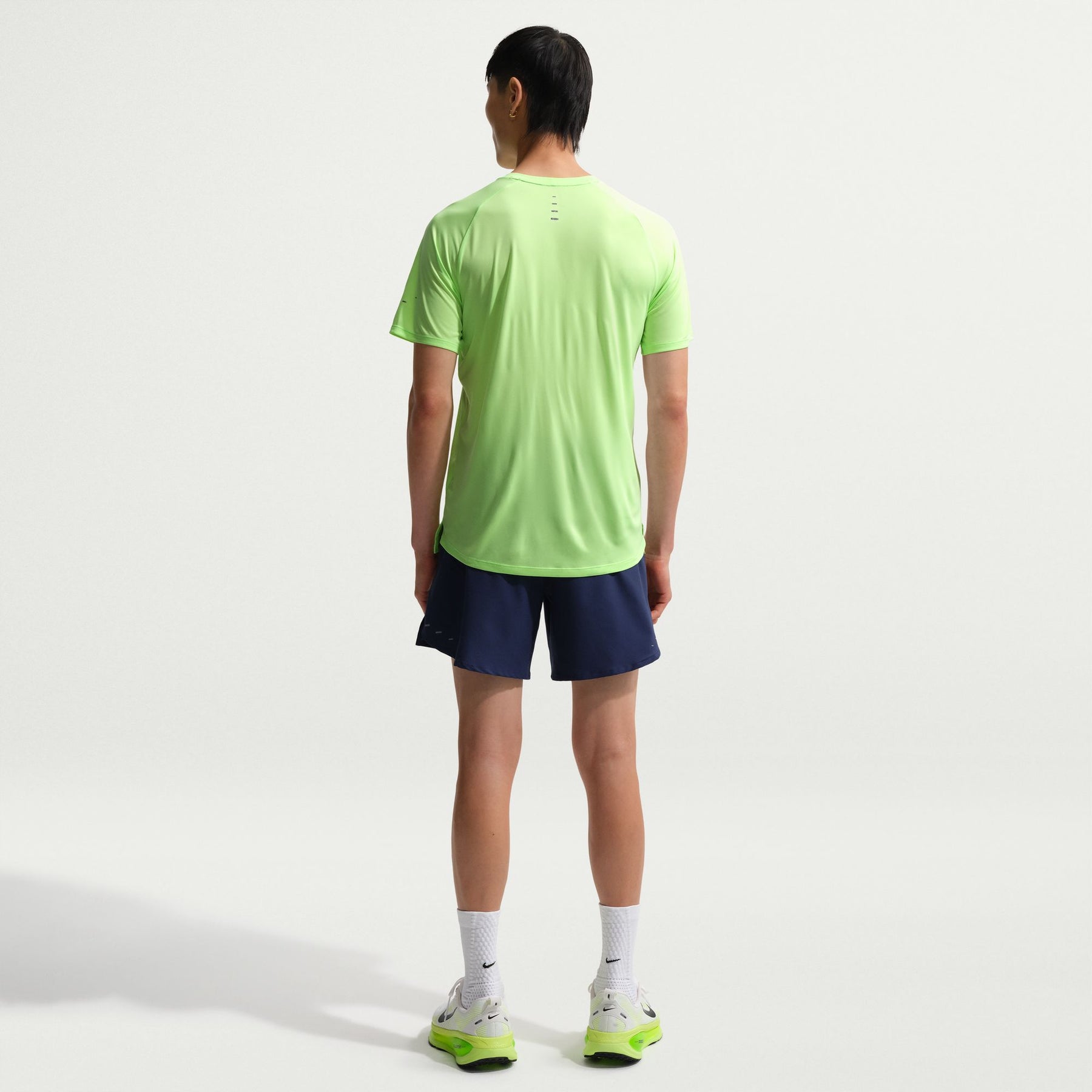 Áo Tay Ngắn Thể Thao Chạy Bộ Nam Nike As M Nk Dfadv Stride Ss Top