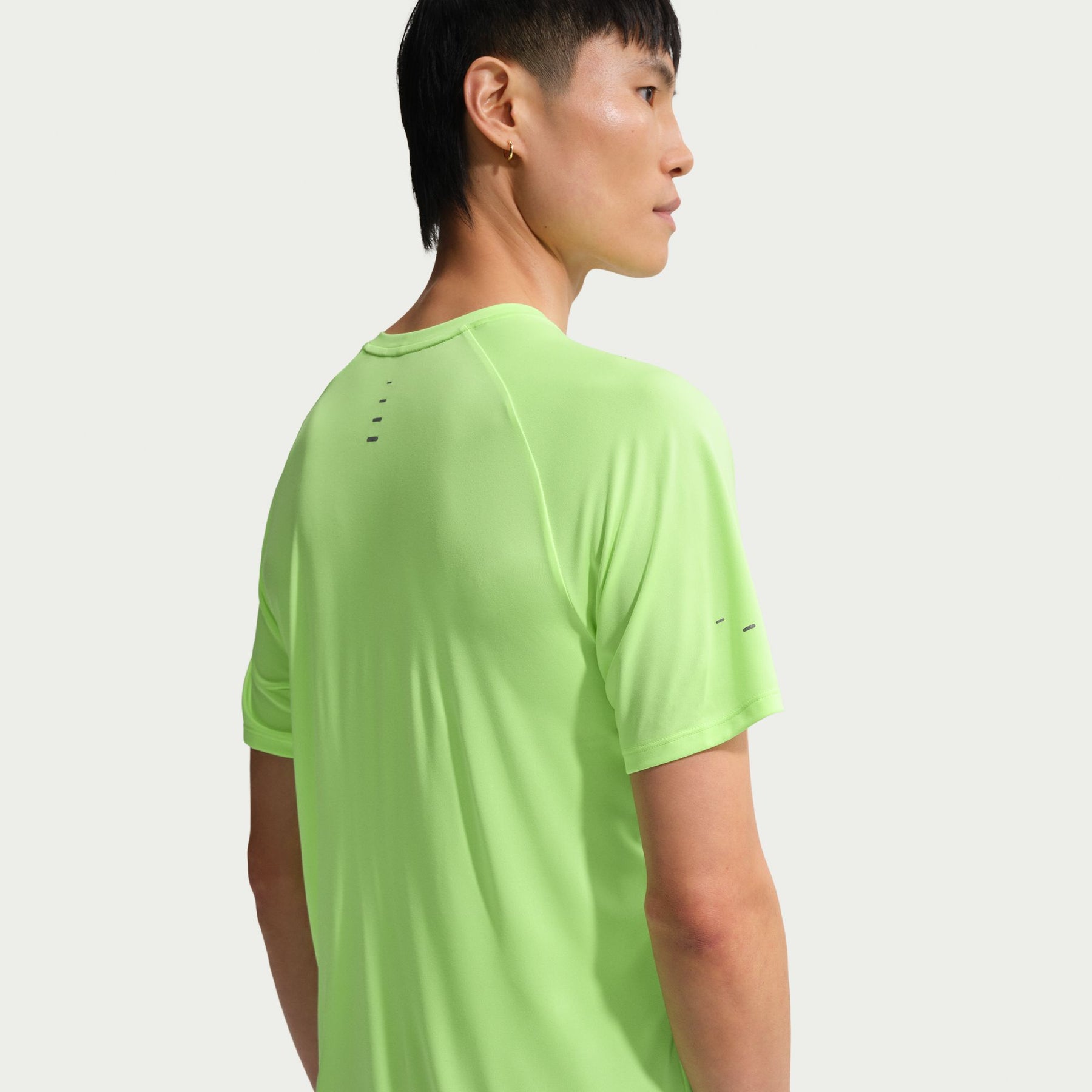 Áo Tay Ngắn Thể Thao Chạy Bộ Nam Nike As M Nk Dfadv Stride Ss Top