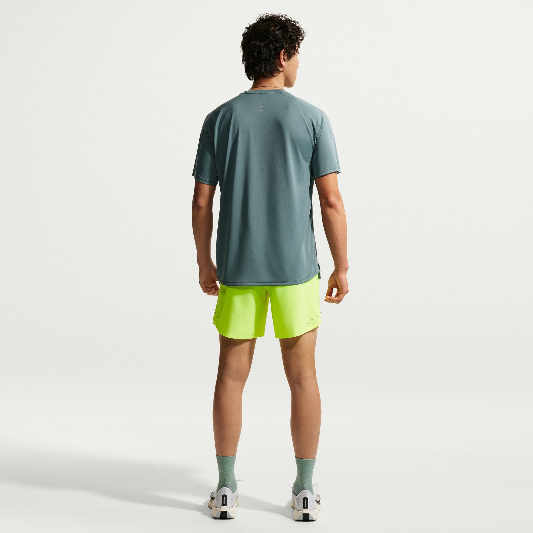 Áo Tay Ngắn Thể Thao Chạy Bộ Nam Nike As M Nk Dfadv Stride Ss Top