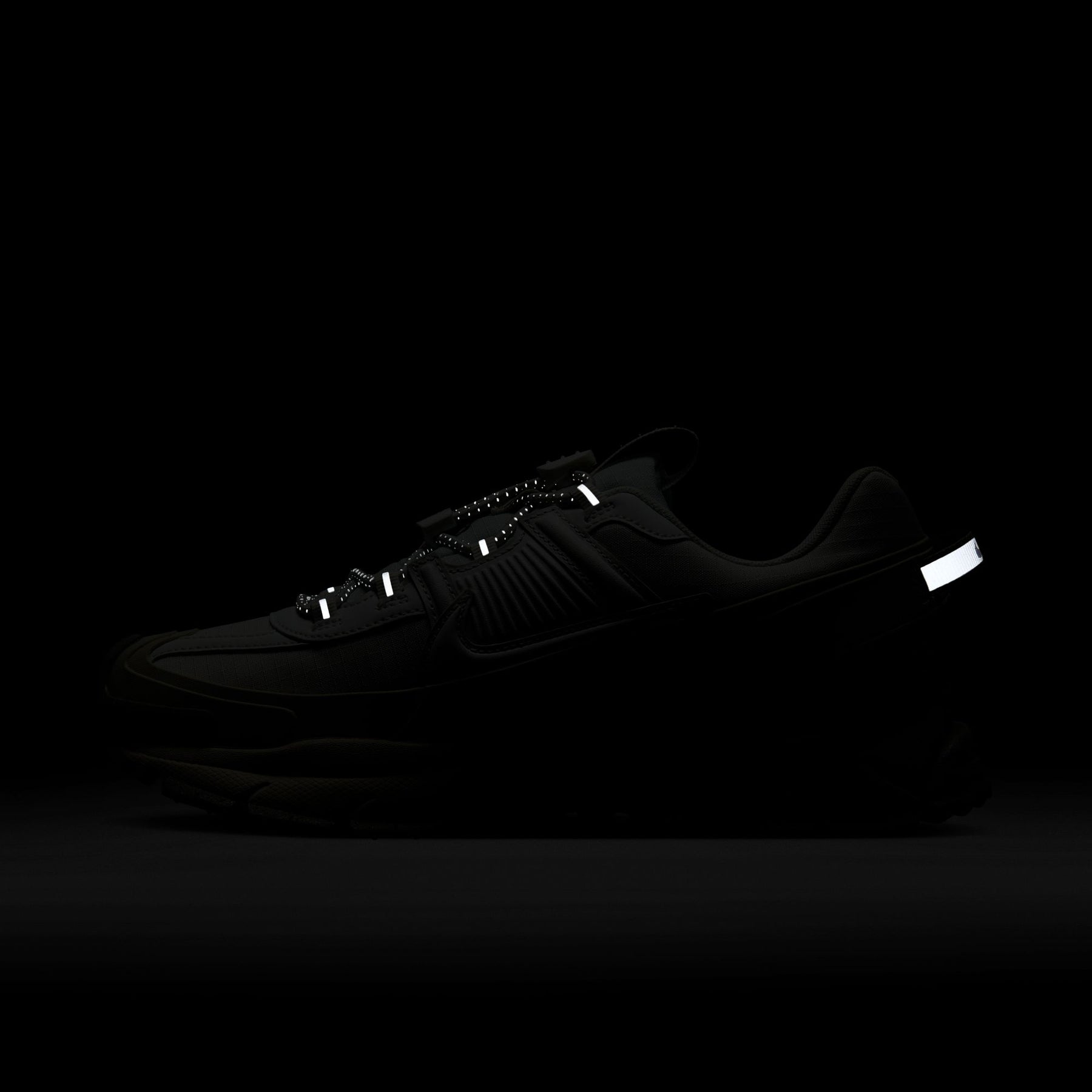 Giày Thể Thao Thời Trang Nữ Nike Zoom Vomero Roam