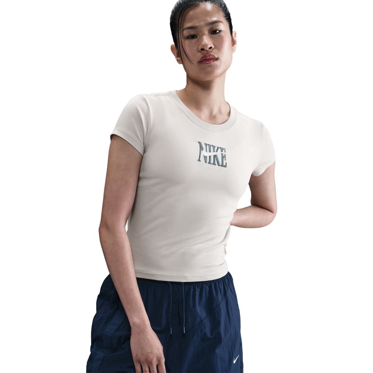 Áo Tay Ngắn Thể Thao Thời Trang Nữ Nike As W Nsw Ss Slim Tee Pnx Grx
