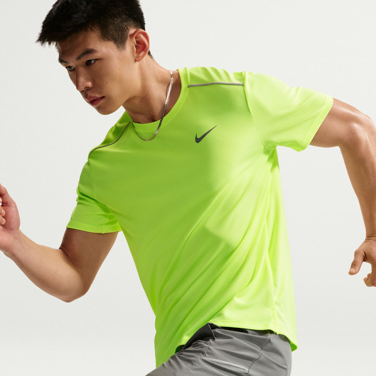 Áo Tay Ngắn Thể Thao Chạy Bộ Nam Nike As M Nk Df Uv Miler Ss
