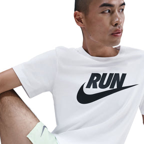 Áo Tay Ngắn Thể Thao Chạy Bộ Nam Nike As M Nk Df Tee Run Swoosh