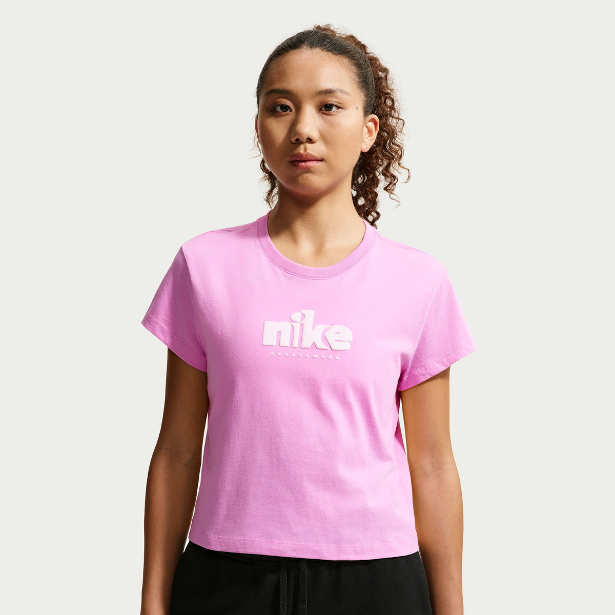 Áo Tay Ngắn Thể Thao Thời Trang Nữ Nike As W Nsw Club Ss Tee Cc