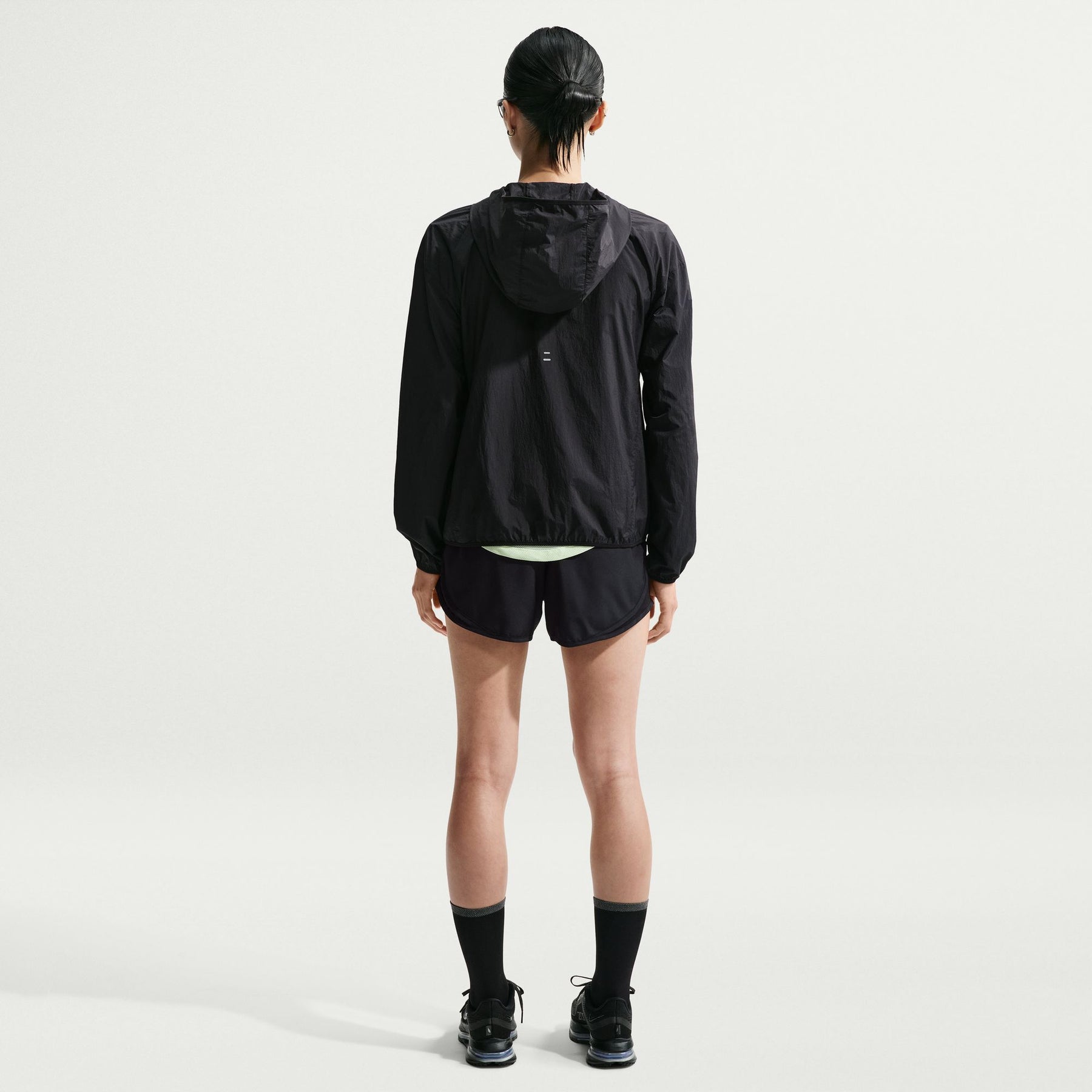 Áo Khoác Thể Thao Chạy Bộ Nữ Nike As W Nk Tempo Uv Light Jkt