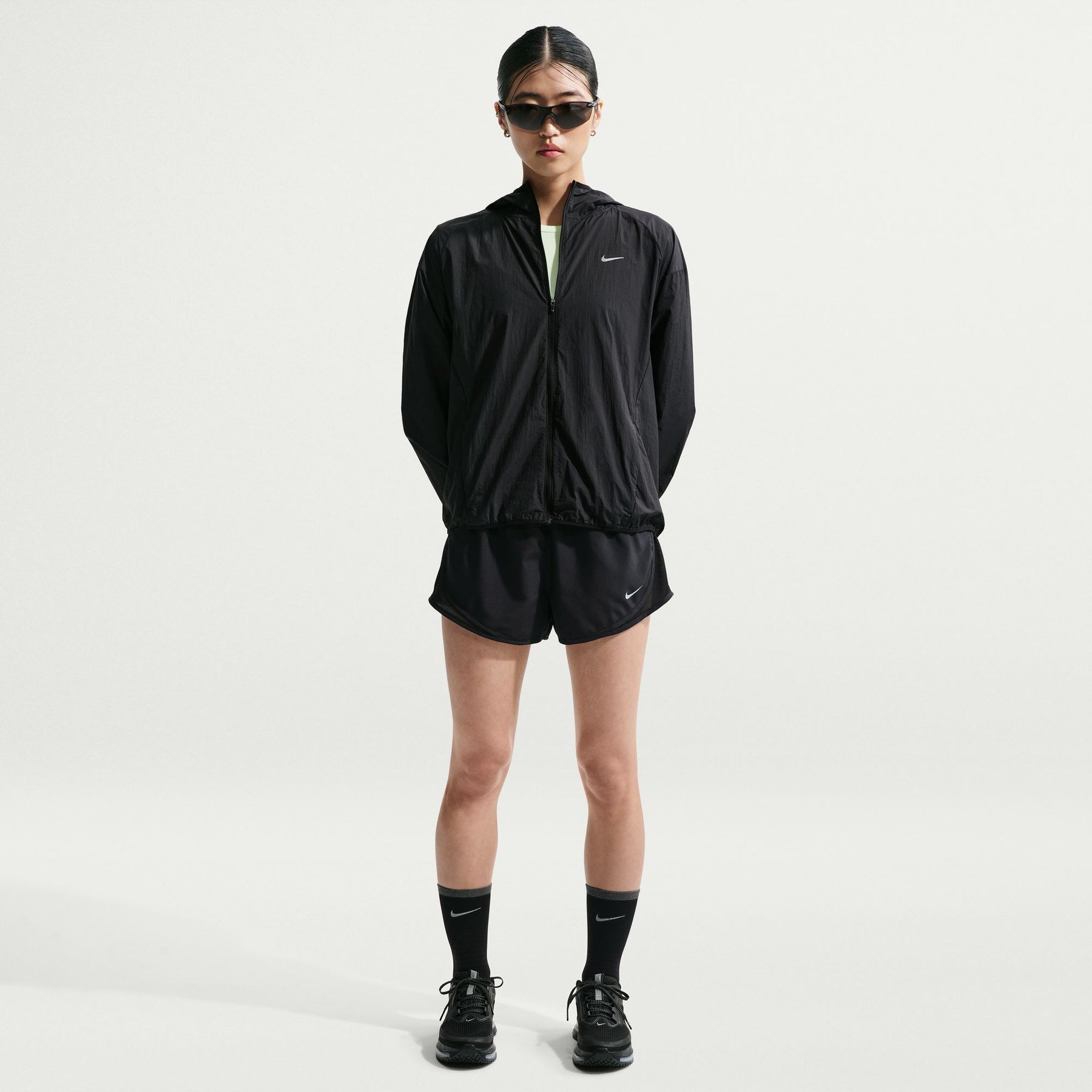 Áo Khoác Thể Thao Chạy Bộ Nữ Nike As W Nk Tempo Uv Light Jkt