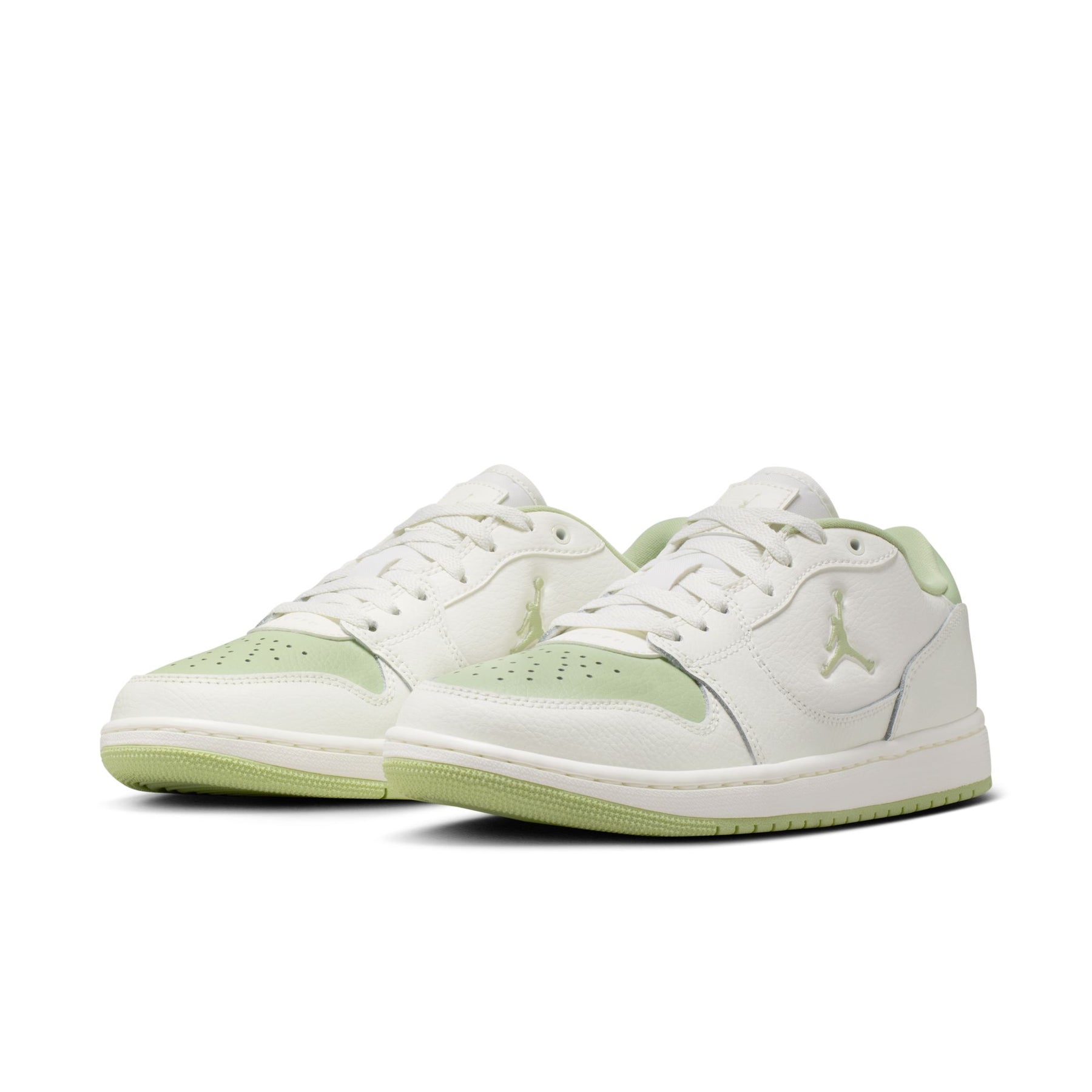 Giày Thể Thao Thời Trang Nữ Nike Wmns Jordan Court Connect Low