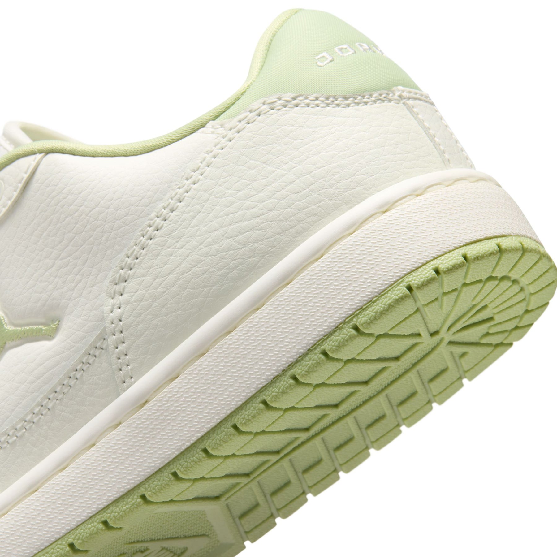 Giày Thể Thao Thời Trang Nữ Nike Wmns Jordan Court Connect Low