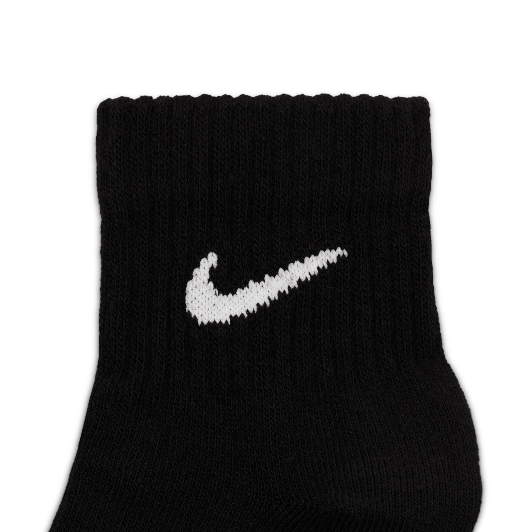 Vớ Thể Thao Tập Luyện Unisex Nike U Nk Ed Ltwt Ankle 3P 132 (3 đôi)