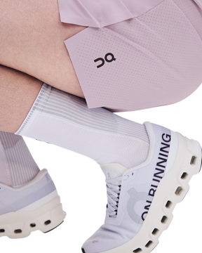 Quần Ngắn Thể Thao Chạy Bộ Nữ On Running 5" Performance Shorts