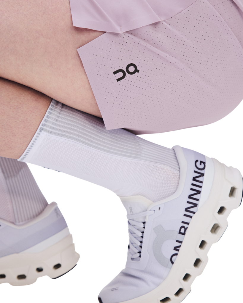 Quần Ngắn Thể Thao Chạy Bộ Nữ On Running 5" Performance Shorts