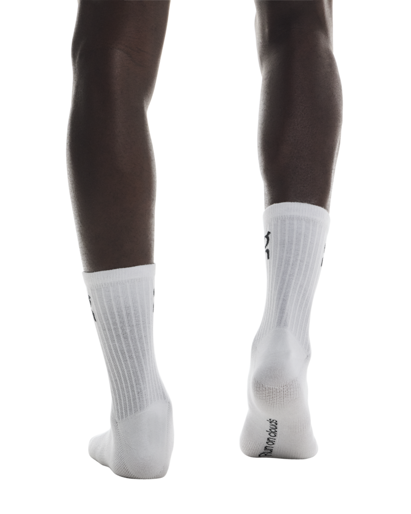 Vớ thể thao thời Trang UNISEX On Running Logo Sock High 3P (3 đôi)