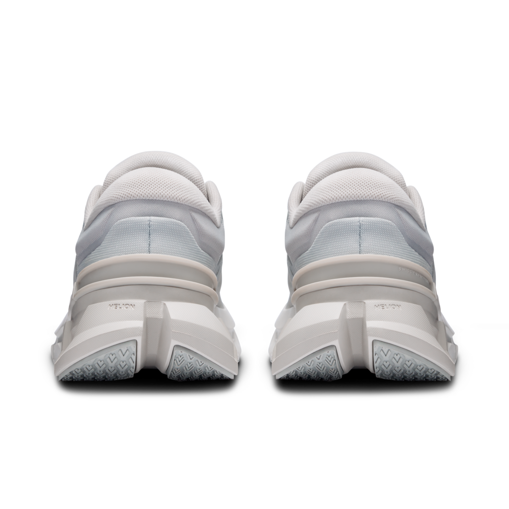 Giày Thể Thao Chạy Bộ Nữ On Running Cloudflyer 5