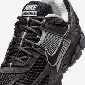 Giày Thể Thao Thời Trang Nam Nike Air Zoom Vomero 5