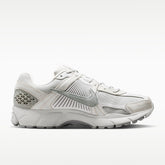 Giày thể thao thời trang Nam NIKE ZOOM VOMERO 5 SE