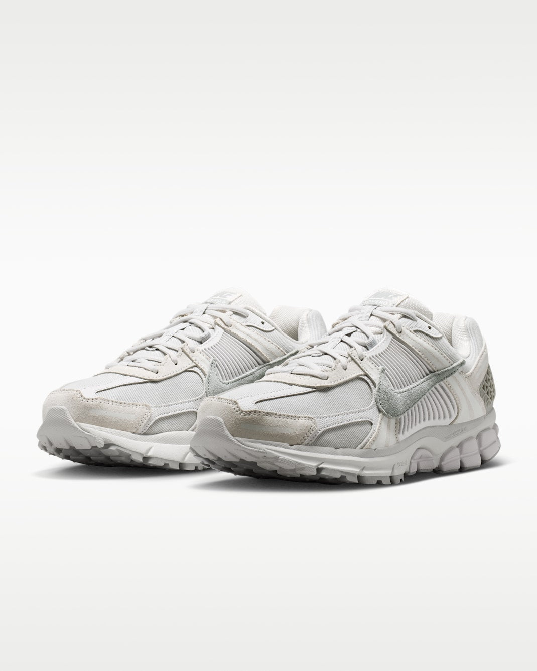 Giày thể thao thời trang Nam NIKE ZOOM VOMERO 5 SE