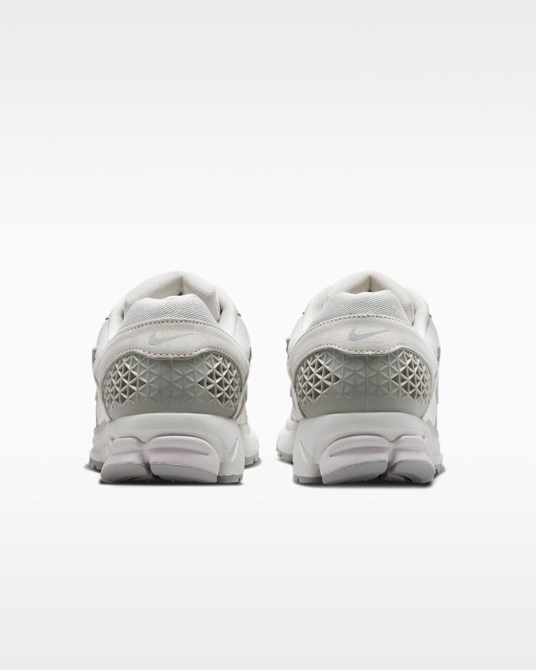Giày thể thao thời trang Nam NIKE ZOOM VOMERO 5 SE