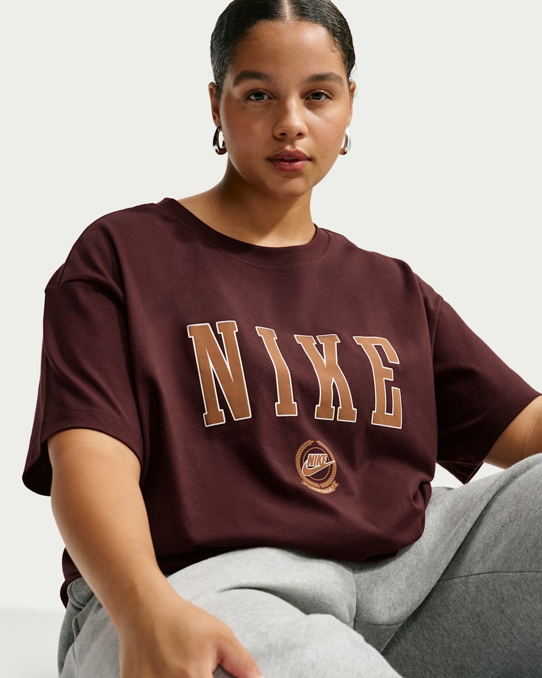 Áo Tay Ngắn Thể Thao Thời Trang Nữ Nike As W Nsw Tee Lse Cc