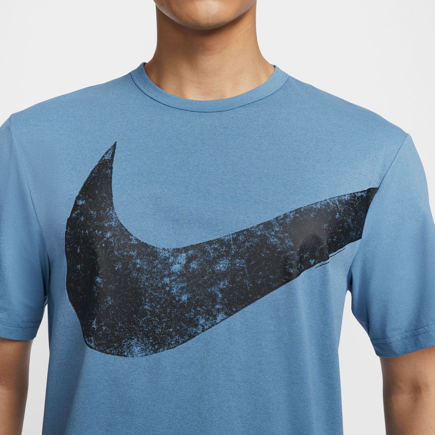 Áo Tay Ngắn Thể Thao Nam Nike As M Nk Df Hyverse Swoosh Top