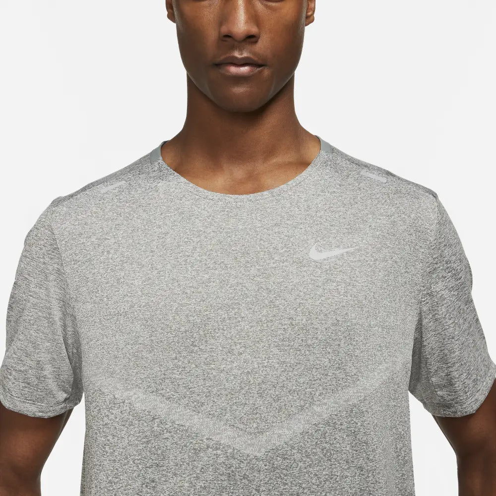 Áo Tay Ngn Th Thao Nike Dri-Fit Rise 365