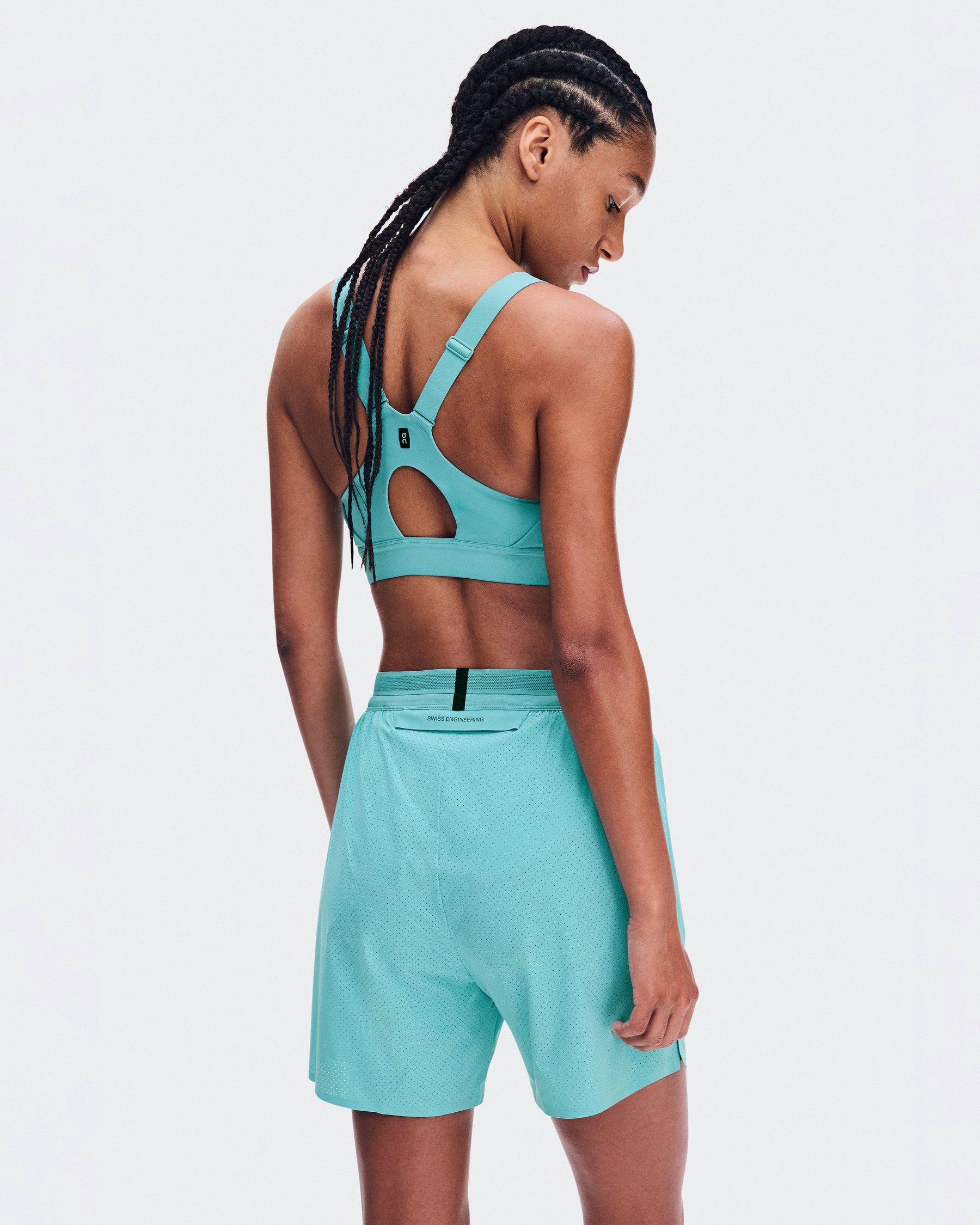Quần Ngắn Thể Thao Chạy Bộ Nữ On Running 5" Performance Shorts
