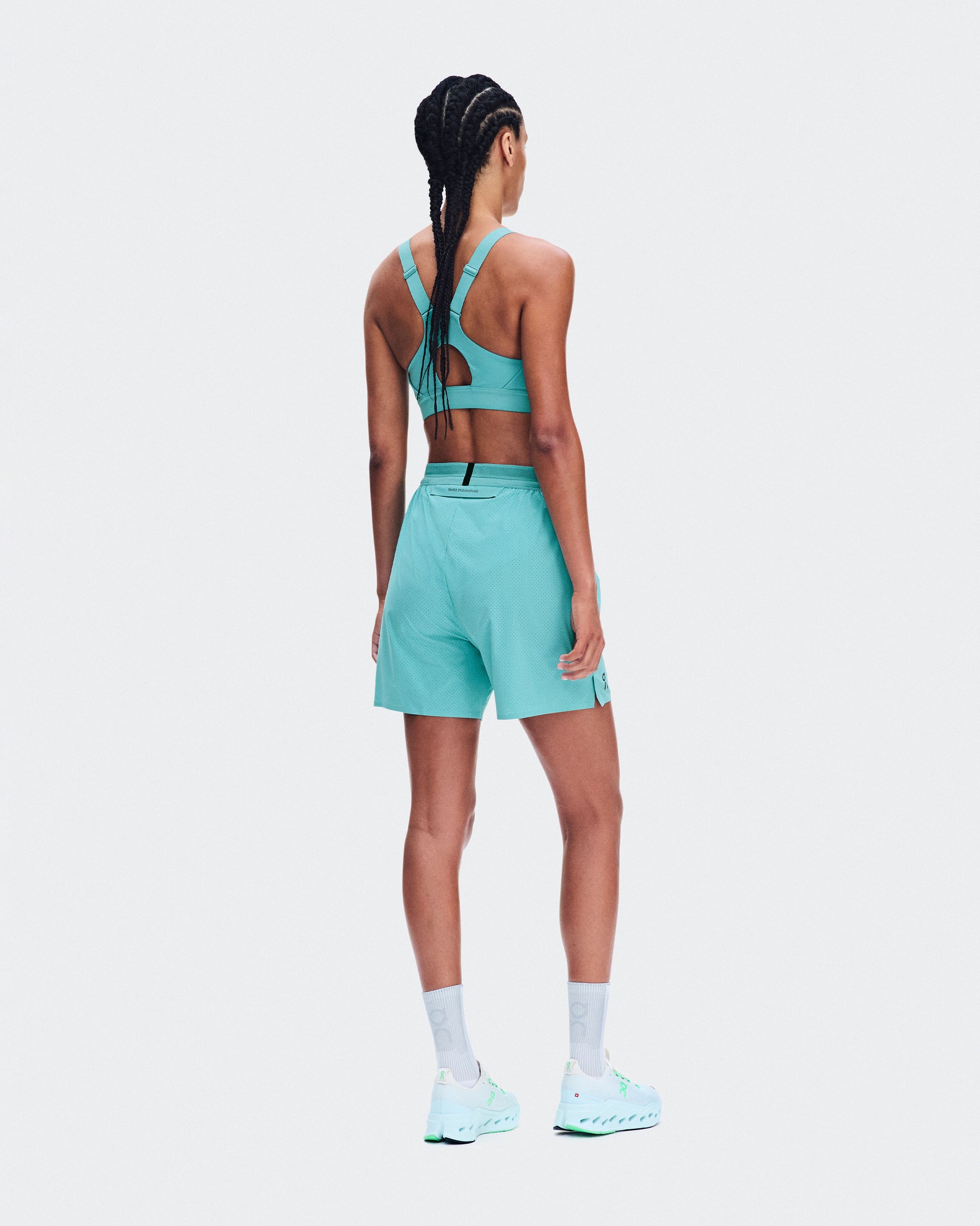 Quần Ngắn Thể Thao Chạy Bộ Nữ On Running 5" Performance Shorts